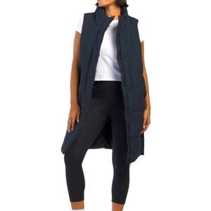 MONDETTA OUTDOOR PROJECT
Black Long Quilted Vest